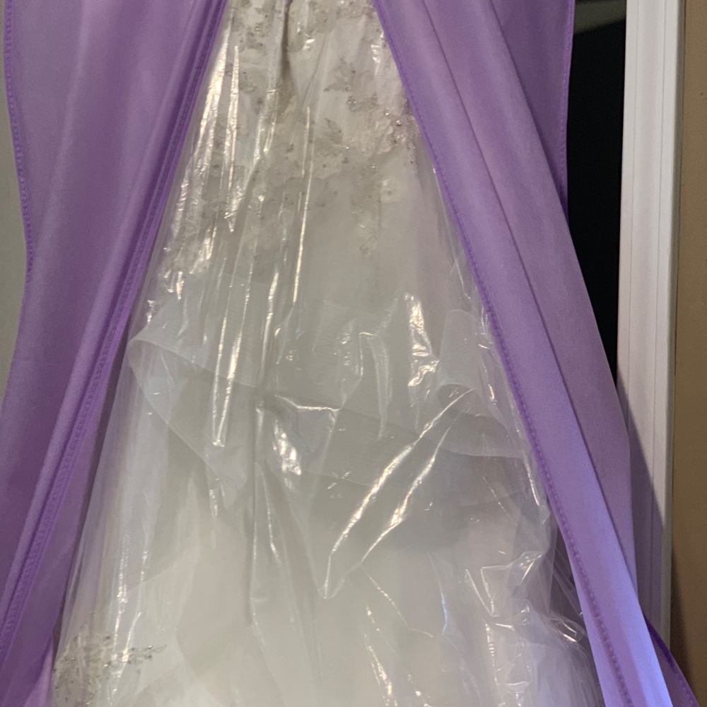 🎊 Host Pick 🎊 NWT Monique Lhuillier BL1518 - Picture 7 of 8